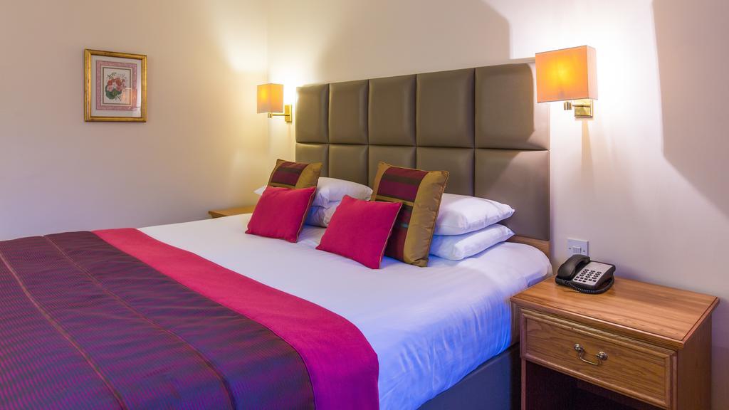 Bridgewood Manor Hotel&Spa Chatham  Buitenkant foto