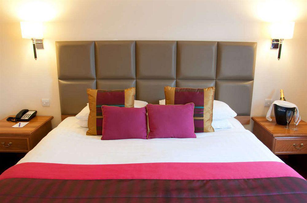 Bridgewood Manor Hotel&Spa Chatham  Buitenkant foto